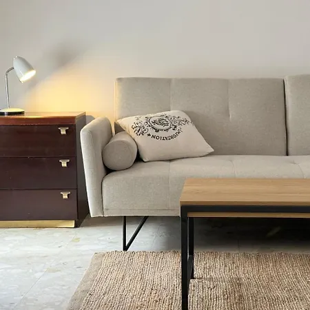 Apartment The Small House Coliving *