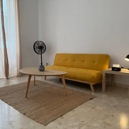 Apartment The Small House Coliving