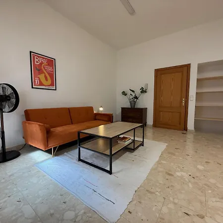 The Small House Coliving Apartment Mahon (Menorca)