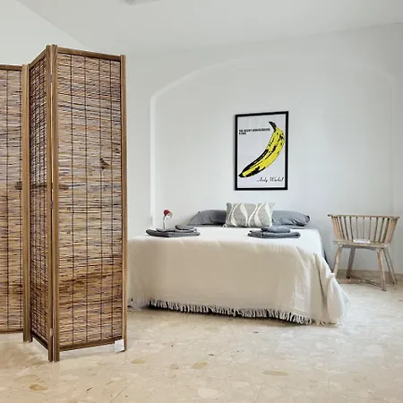 The Small House Coliving Mahón