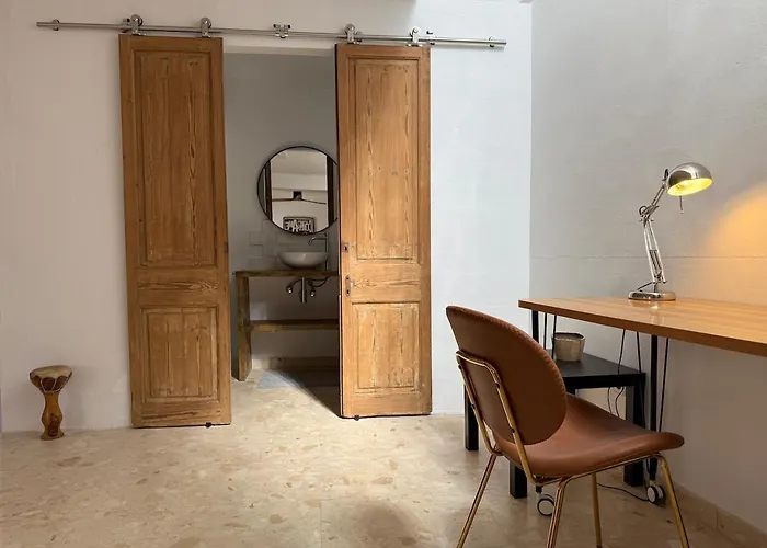 The Small House Coliving * Port-Mahon